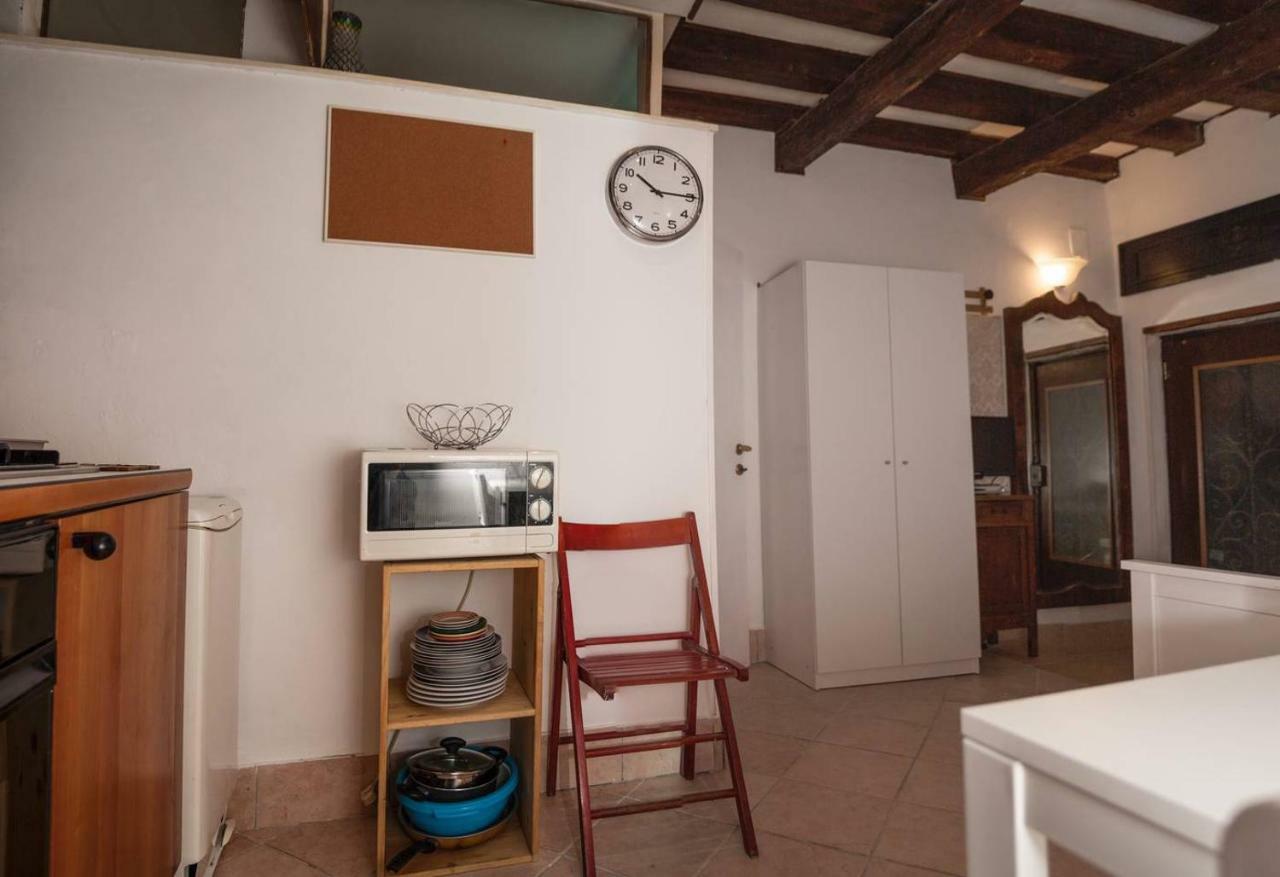 A Couple Of Steps From Rialto Apartment Venice Exterior photo